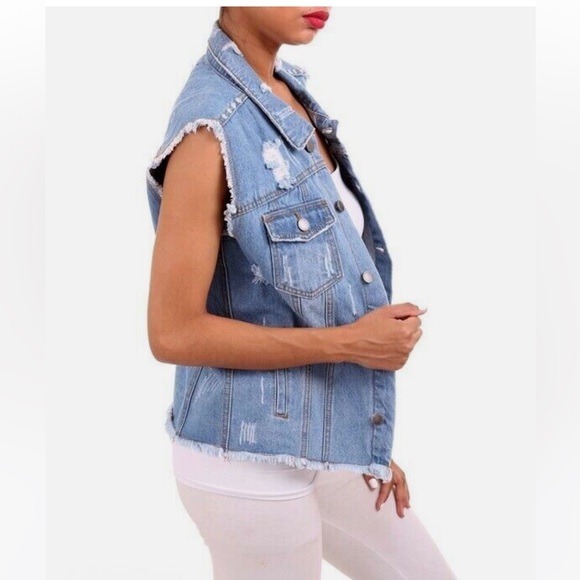 GY Distressed Denim Vest - Picture 5 of 15